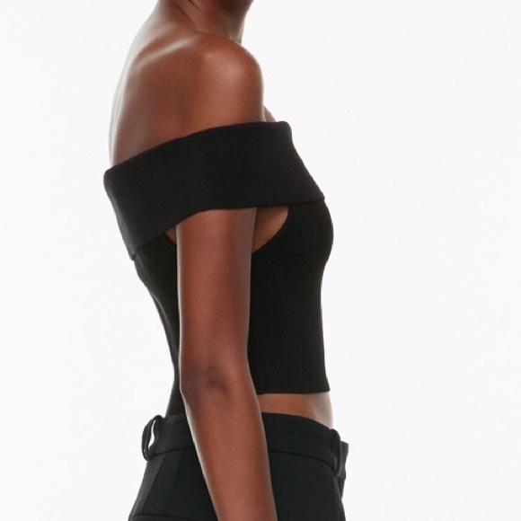 Babaton Sculpt Knit Off the Shoulder Top, Medium, Black Cropped Sweater, Aritzia - Picture 9 of 13